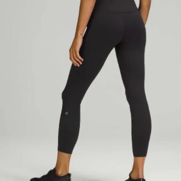 Lululemon Base Pace High-Rise Crop 23" 23" Black Size 14 - Picture 1 of 5